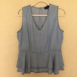 Bobeau Peplum Top with Buttons in Back Size S